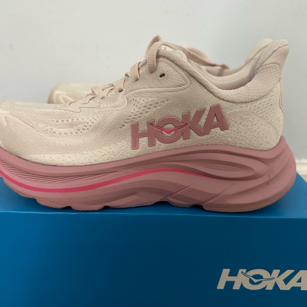 Hoka Clifton 10 Size 7D